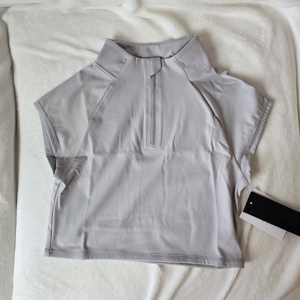NWT Mono B Athletic Short Sleeve Top - Picture 1 of 2